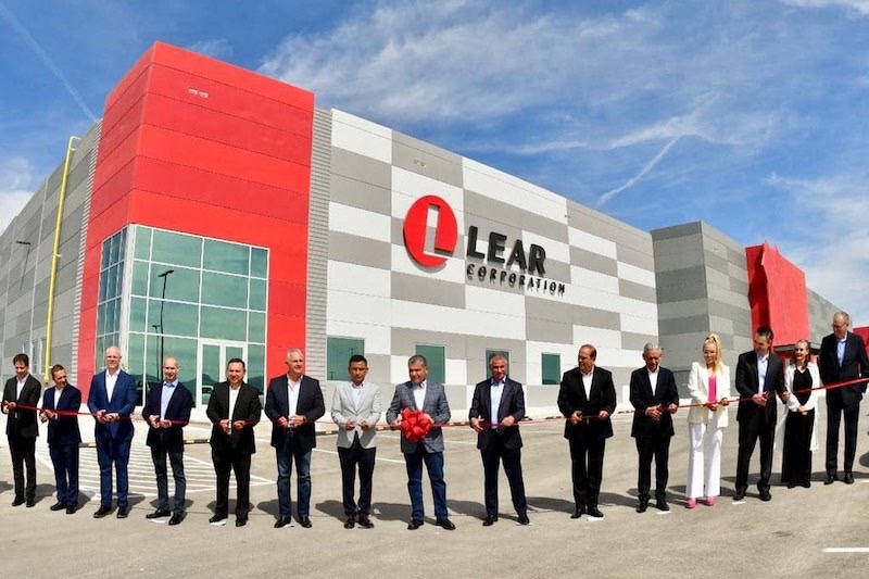 Lear inaugurates the Torreón II plant in Coahuila; will produce harnesses for electric cars