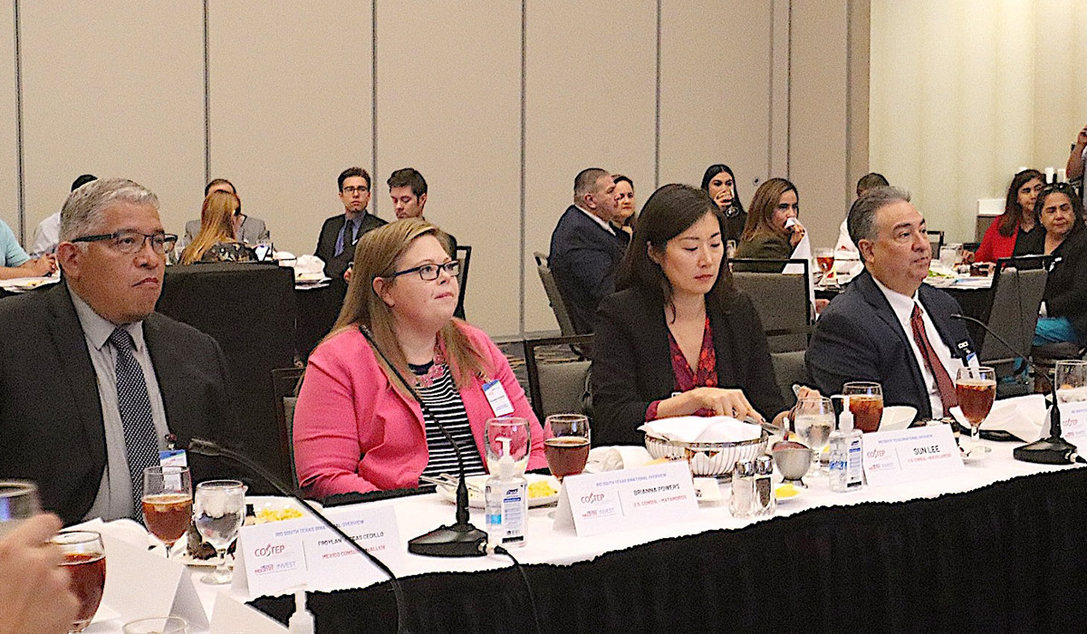 Showcasing the Competitive Advantages of the Rio South Texas Region to Consuls from Mexico and the USA